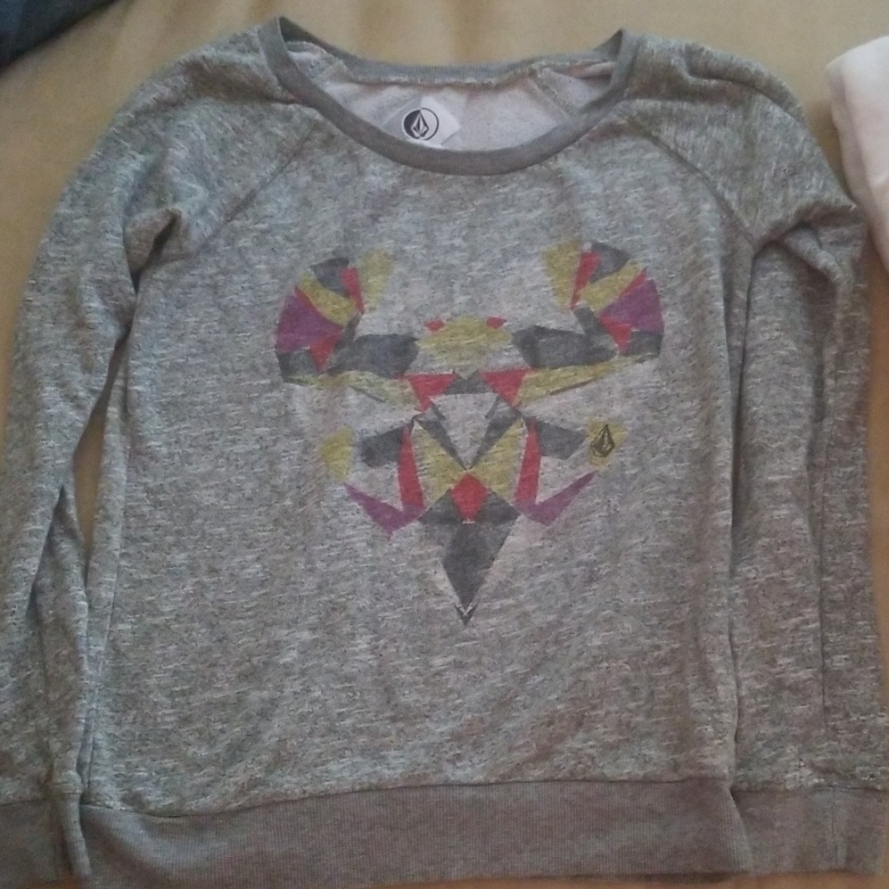 Volcom sweater